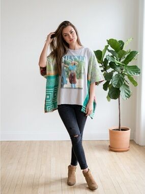 Handcrafted Upcycled Shania Twain Kantha Tunic NWT One Size